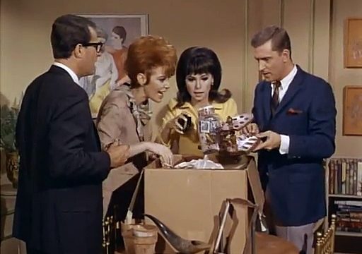 That Girl “Little Auction Annie” S01 E08